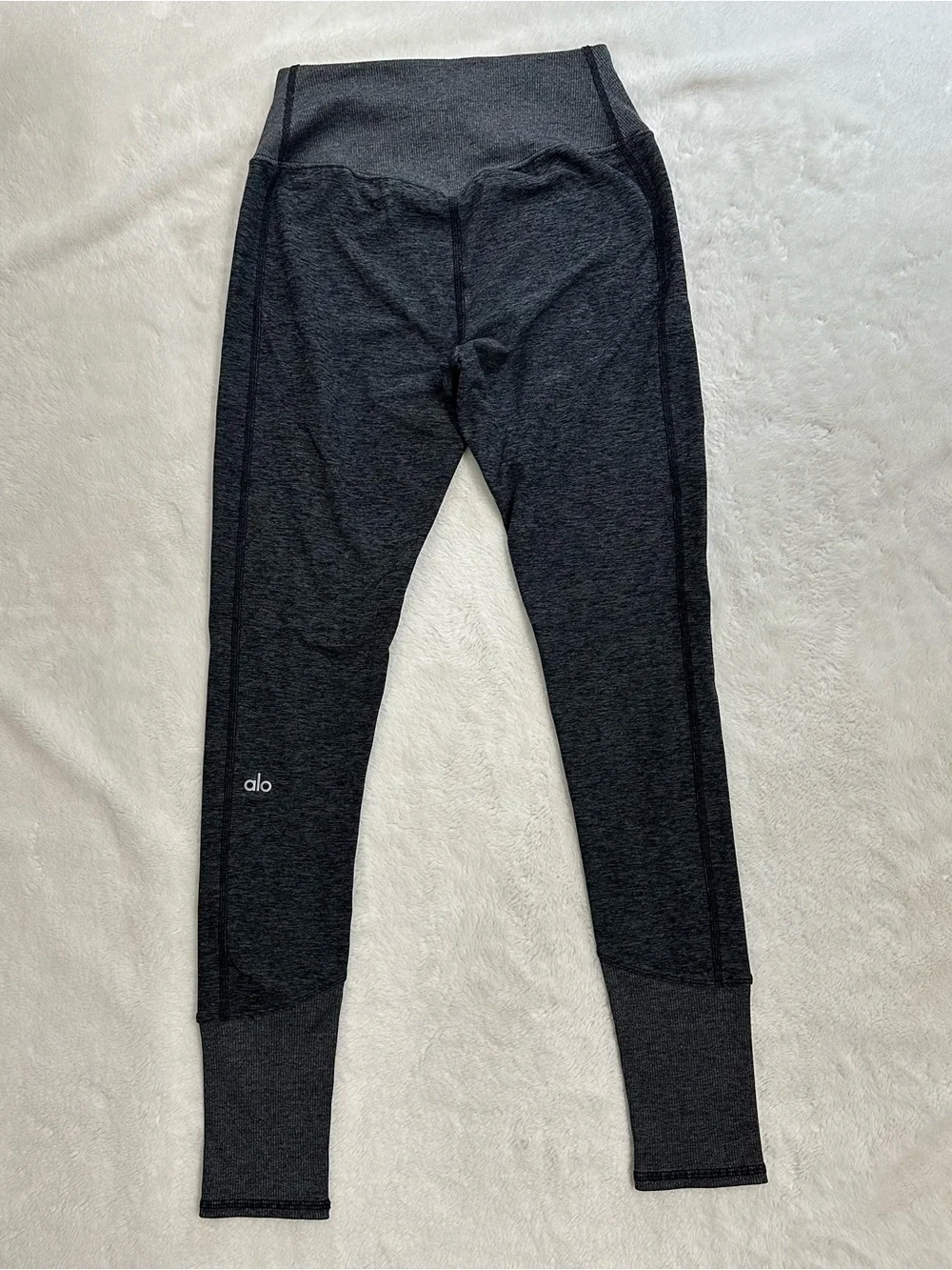 Alo Yoga High-Waist Alosoft Lounge Leggings Gray Medium